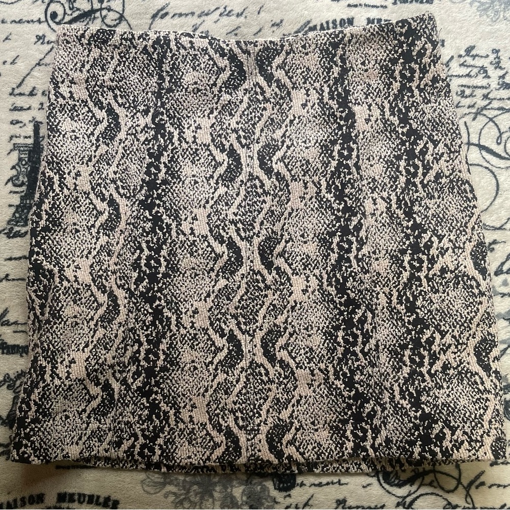 Free people patterned skirt!